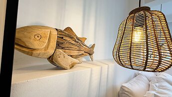 Sirena Bay Beach House And Luxury Suites