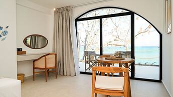 Sirena Bay Beach House And Luxury Suites