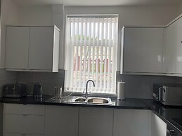 Sheffield Retreat - Cozy 3 Bedroom House