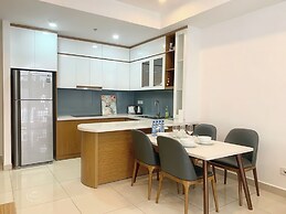 The ICON 56 Building & Apartment D4