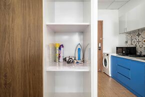 Brilliant view Millennium Pool & Netflix