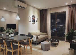 Brilliant view Millennium Pool & Netflix