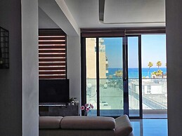 Seaview Business Hub Apartment