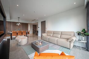 The Opera Residence - Pool & Sauna