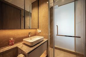 The Opera Residence - Pool & Sauna