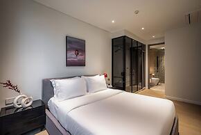 The Opera Residence - Pool & Sauna