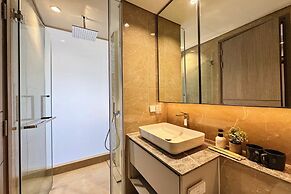 The Opera Residence - Pool & Sauna