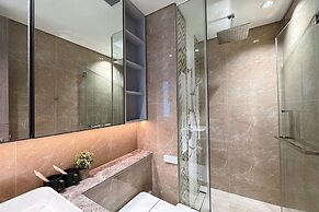 The Opera Residence - Pool & Sauna