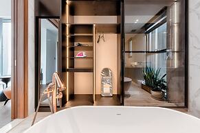 The Metropole - Horizon View Riverside