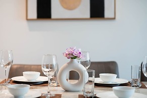 The Metropole - Horizon View Riverside