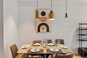 The Metropole - Horizon View Riverside