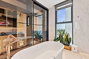 The Metropole - Horizon View Riverside