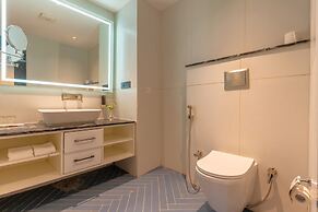 Hanric by Eight Continents Ikshana Luxe