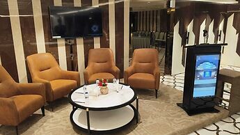 Hanric by Eight Continents Ikshana Luxe