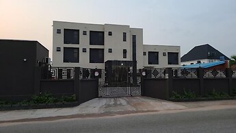 Ilanga Suites