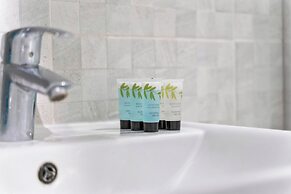 London Charm One-bed Apartment