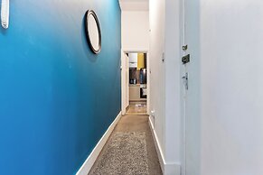 London Charm One-bed Apartment