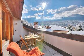 Sunny Penthouse