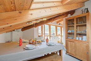 Sunny Penthouse