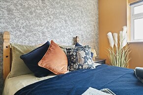 The Beacon, 2 bed Flat in Herne Bay With Parking