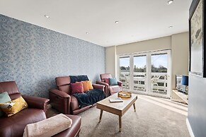 The Beacon, 2 bed Flat in Herne Bay With Parking