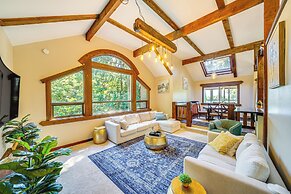 Peaceful Home w/ Partial Lake Sammamish View!