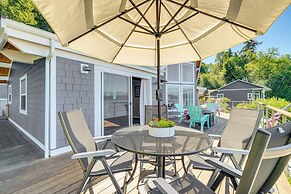 Bayfront Home w/ Private Beach in Poulsbo!