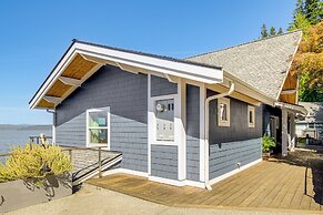 Bayfront Home w/ Private Beach in Poulsbo!