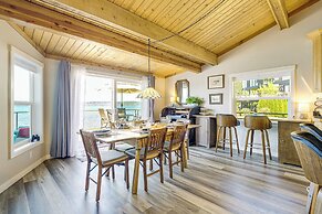 Bayfront Home w/ Private Beach in Poulsbo!