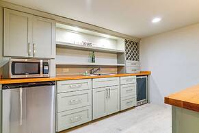 Centrally Located Mtn-view Escape in El Paso!