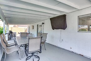 Glendale Home w/ Pool, Basketball + Bbq!