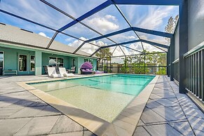 Rotonda West Gem: Screened Lanai, 4 Mi to Beaches!