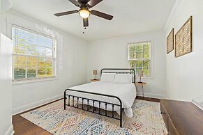 Pet-friendly Mobile Condo ~ 4 Mi to Downtown!