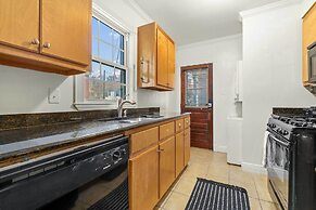 Pet-friendly Mobile Condo ~ 4 Mi to Downtown!