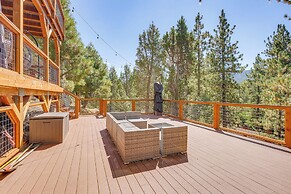Mtn-view Cabin in Big Bear Lake: 1 Mi to Skiing!