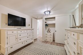 Gaylord Family Home: Walk to Shops & Restaurants!