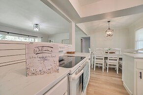 Gaylord Family Home: Walk to Shops & Restaurants!