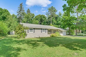 Gaylord Family Home: Walk to Shops & Restaurants!