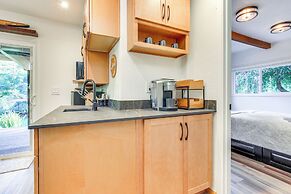 Riverfront Sandy Retreat, Fish & Kayak On-site