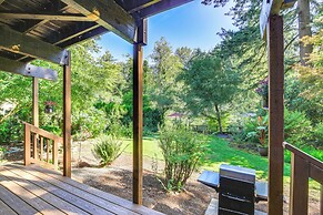 Riverfront Sandy Retreat, Fish & Kayak On-site