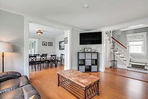 Madison Home: Walk to Main Street!
