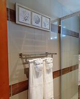 Christophers Apartments