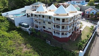 Christophers Apartments