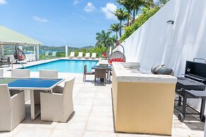 Christophers Apartments