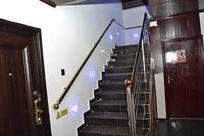 Tevom Hotel and Suites