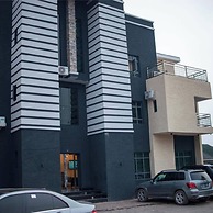 Tevom Hotel and Suites