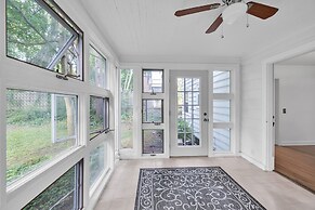 30-day Min. Full House. A+ Loc. Washer/dryer & A/c 3 Bedroom Home