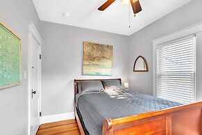 Charming 2br Hot Tub Getaway 2 Bedroom Home