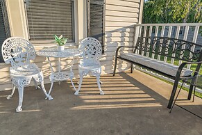 Charming 2br Hot Tub Getaway 2 Bedroom Home