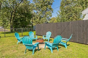 Colonial Village Retreat 2br 2 Bedroom Home